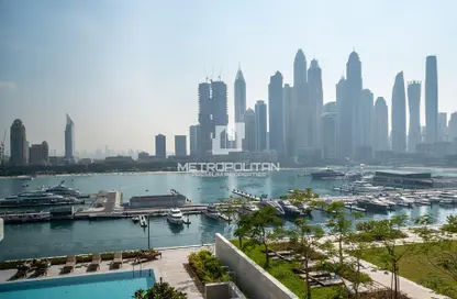 Apartment - 2 Bedrooms - 2 Bathrooms for sale in Palace Beach Residence Tower 2 - Palace Beach Residence - EMAAR Beachfront - Dubai Harbour - Dubai