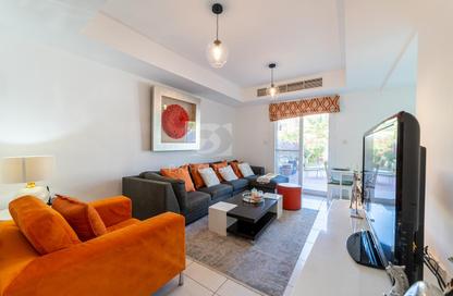 Villa - 2 Bedrooms - 3 Bathrooms for rent in Springs 14 - The Springs - Dubai