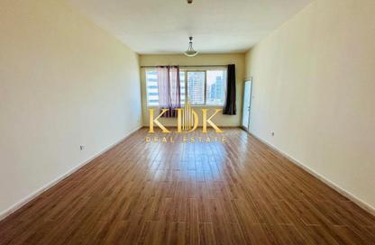 Apartment - 1 - 2 for rent in Olympic Park 2 - Olympic Park Towers - Dubai Sports City - Dubai