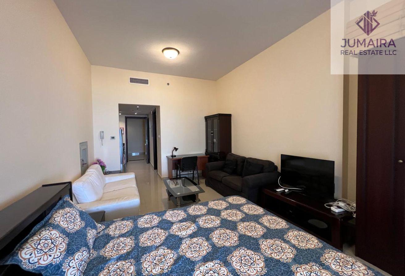 Exclusive Large Studio | Uninterrupted Sea Views