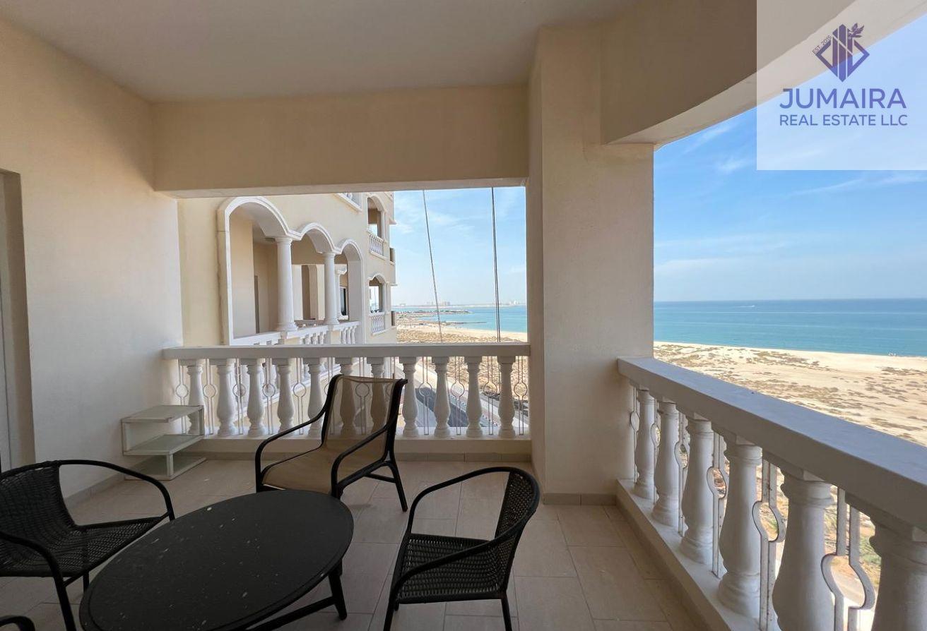Exclusive Large Studio | Uninterrupted Sea Views