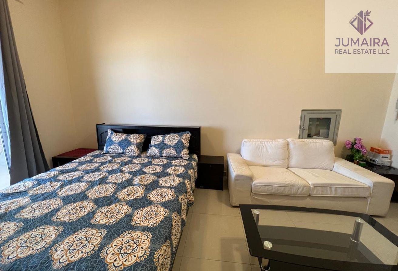 Exclusive Large Studio | Uninterrupted Sea Views
