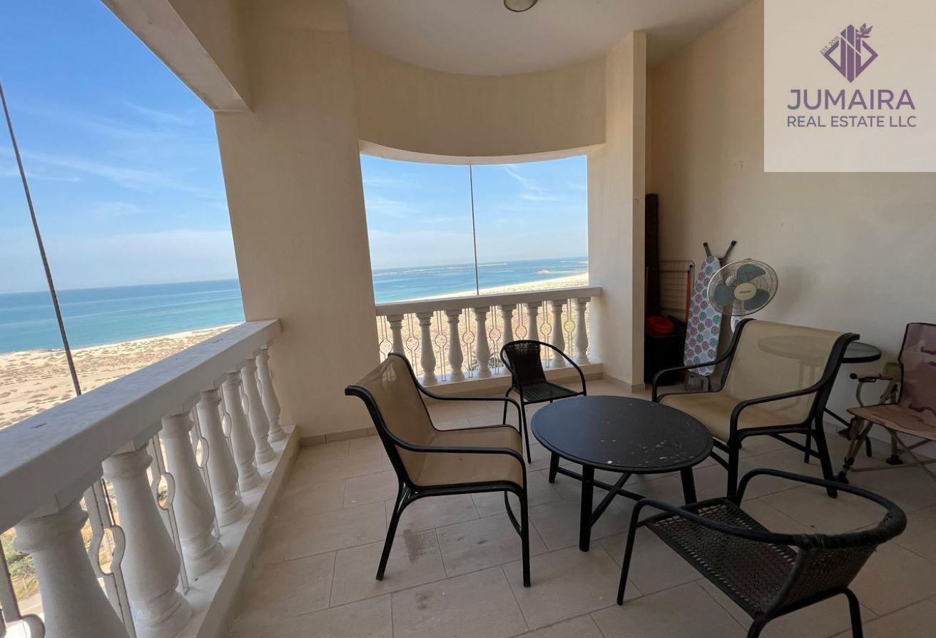 Exclusive Large Studio | Uninterrupted Sea Views