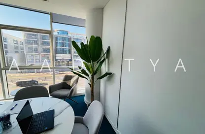 مكتب - غرفة نوم - 1 حمام للايجار في مبنى بيزنس اتريوم - عود ميثاء - بر دبي - دبي