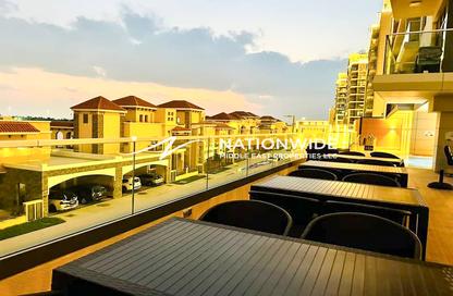 Villa - 5 - 6 for rent in Luluat Al Raha - Al Raha Beach - Abu Dhabi