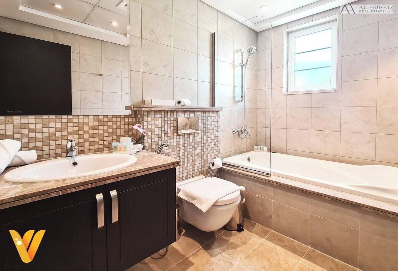 Vast 3BR Large Villa | Pristine Condition photo 9