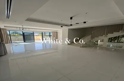 Villa - 3 Bedrooms - 4 Bathrooms for sale in Queens Meadow - DAMAC Hills - Dubai