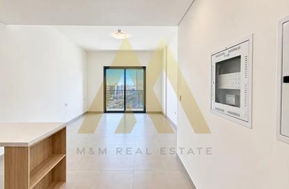 Apartment - 1 - 2 for rent in Weybridge Gardens - Dubai Land Residence Complex - Dubai