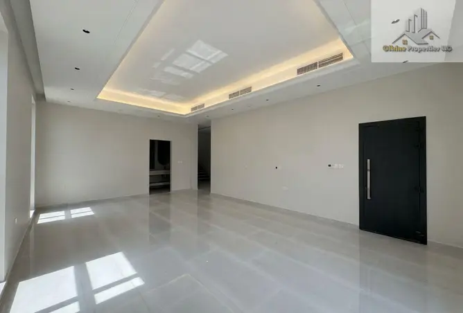 152399708 - Property Image 3