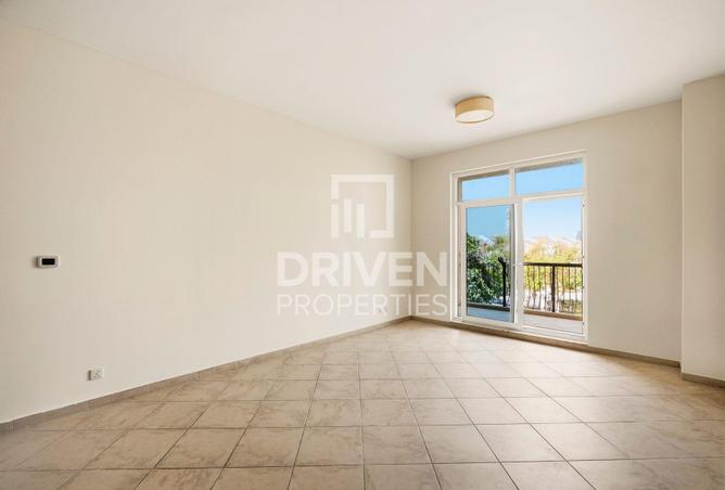 83235958 - Property Main Image