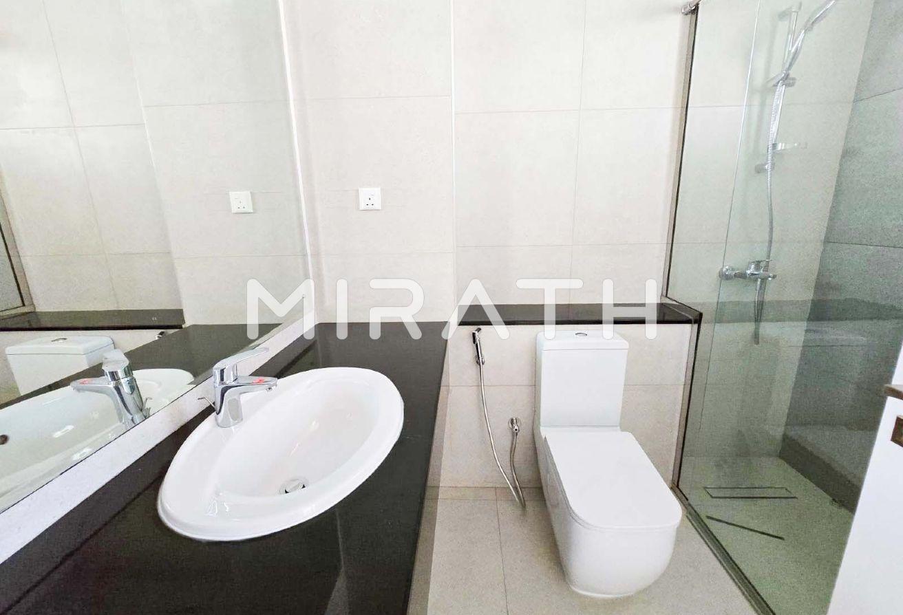 Elegant 4BR | Fully Renovated | Shared Facilities photo 8