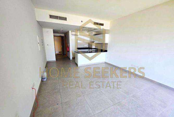 70700302 - Property Image 3