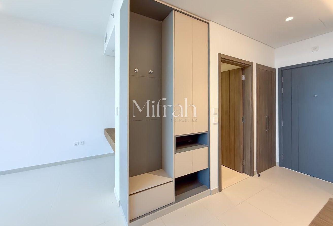 Unfurnished Studio | Laundry Room| Spacious Layout photo 5