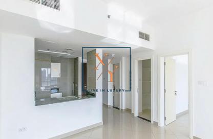 Apartment - 1 - 2 for rent in Oceanscape - Shams Abu Dhabi - Al Reem Island - Abu Dhabi