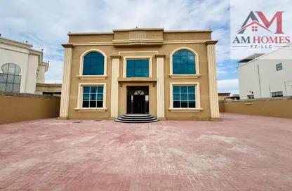 Villa - 4 Bedrooms - 6 Bathrooms for rent in Al Riffa - Ras Al Khaimah