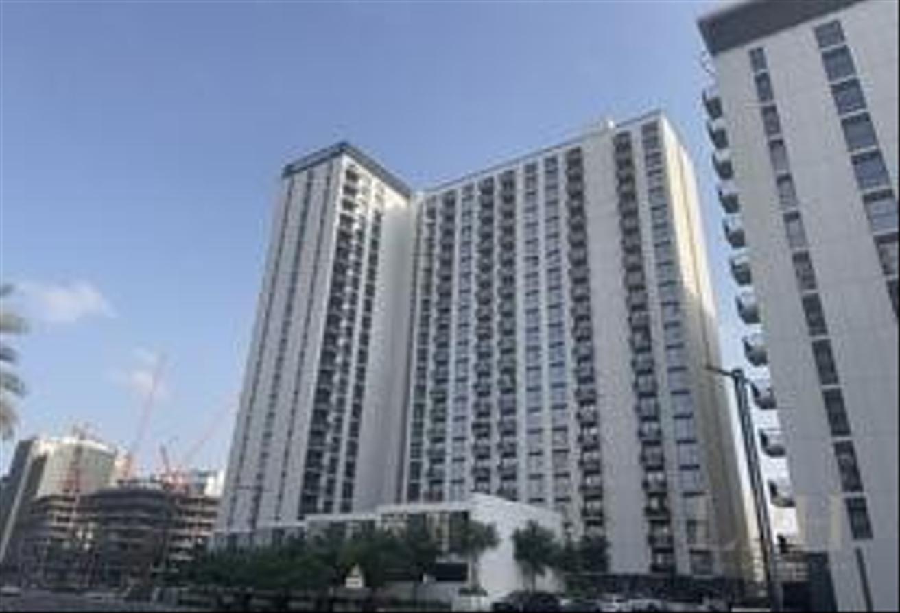 Skyline View | Vacant I High Floor photo 12