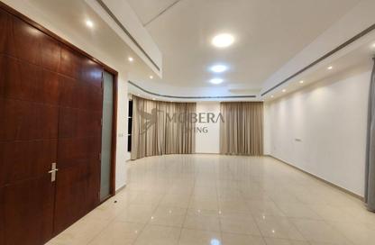 Villa - 5 Bedrooms - 7 Bathrooms for rent in Al Aweer 1 - Al Aweer - Dubai