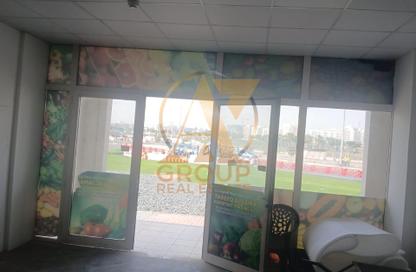 Shop - Studio for rent in England Cluster - International City - Dubai