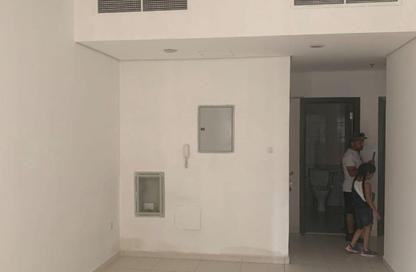 Apartment - 1 Bedroom - 2 Bathrooms for sale in Lilies Tower - Emirates City - Ajman Apartment - 1 Bedroom - 2 Bathrooms for sale in Lilies Tower - Emirates City - Ajman