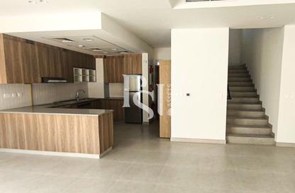 Townhouse - 3 Bedrooms - 4 Bathrooms for rent in Bloom Living - Zayed City (Khalifa City C) - Khalifa City - Abu Dhabi