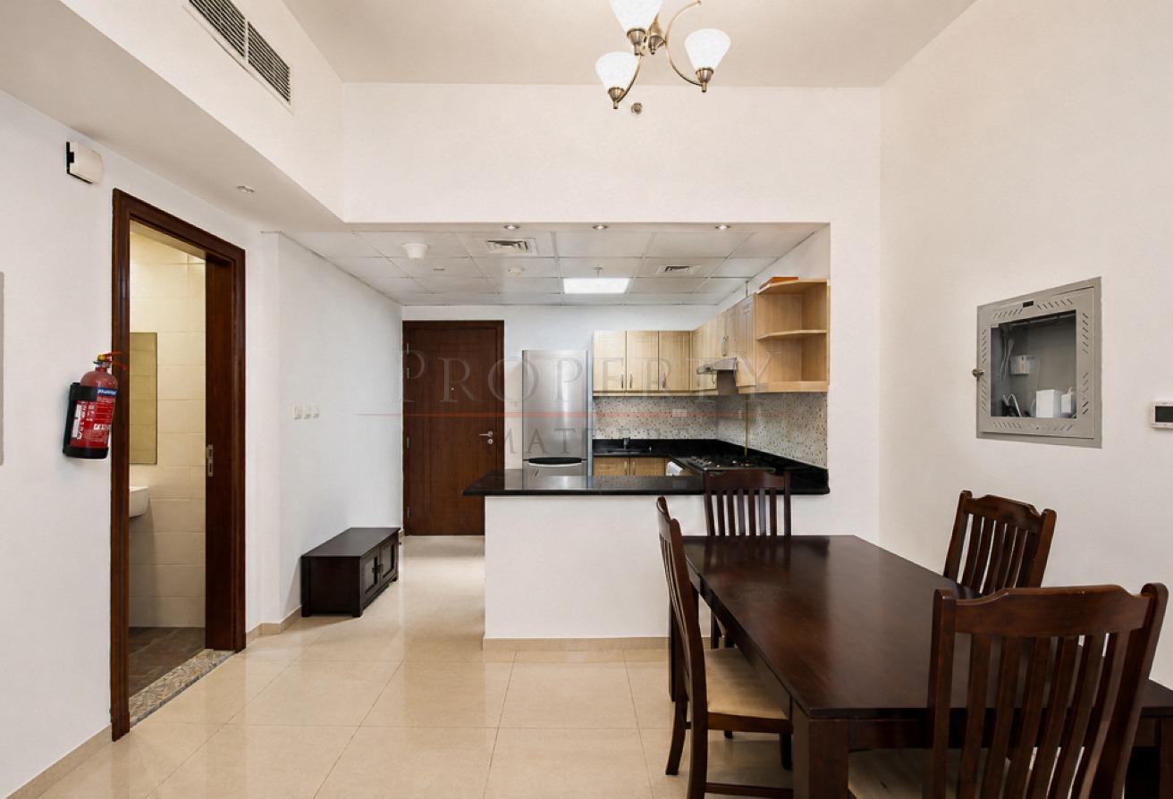 SPACIOUS | FURNISHED | PRIME LOCATION photo 4