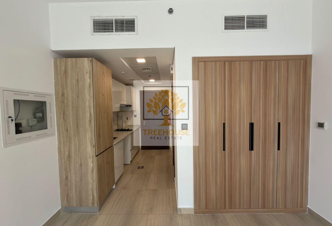 ELEGANT STUDIO| MODERN AMENITIES| 4 CHEQUES photo 6