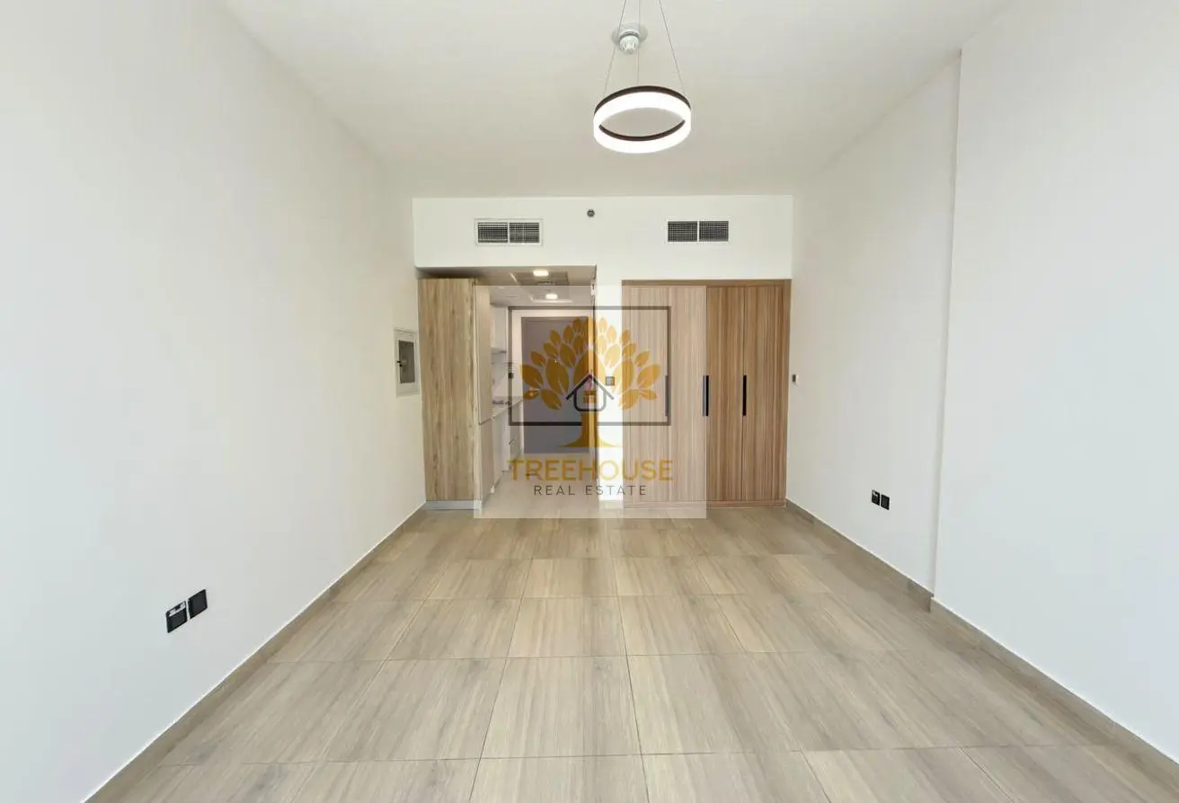 129766112 - Property Main Image