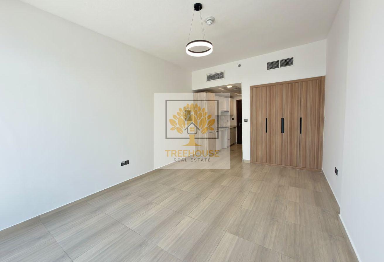 ELEGANT STUDIO| MODERN AMENITIES| 4 CHEQUES photo 5