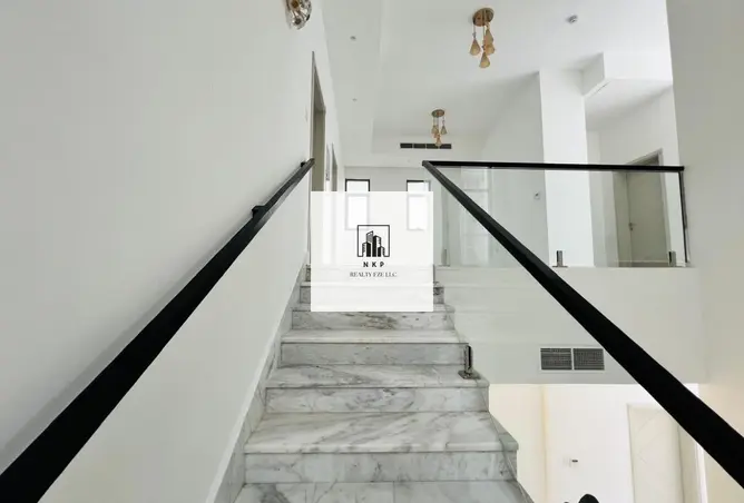 128811407 - Property Image 2