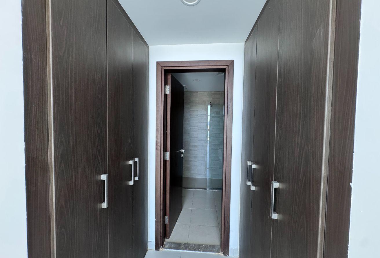 Spacious 1BR | 771 Sqft | AED 60K | Gym , Pool photo 10