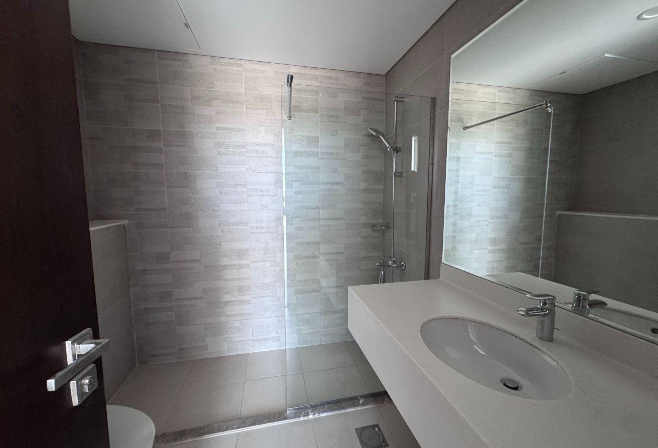 Spacious 1BR | 771 Sqft | AED 60K | Gym , Pool photo 11