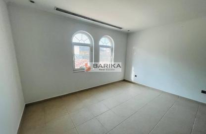 Villa - 3 - 3 for rent in District 8 - Jumeirah Park - Dubai