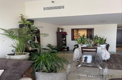 Apartment - 1 Bedroom - 1 Bathroom for rent in Mazaya 5 - Queue Point - Liwan - Dubai