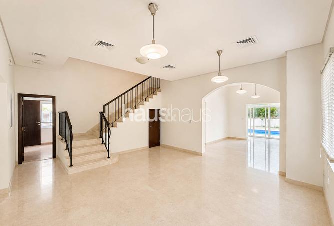131537042 - Property Image 3