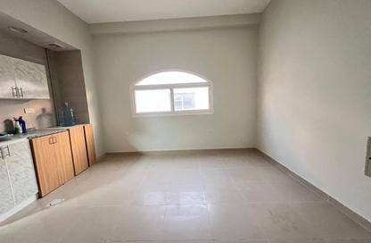 Apartment - Studio - 1 for rent in Fire Station Road - Muwaileh - Sharjah Apartment - Studio - 1 for rent in Fire Station Road - Muwaileh - Sharjah