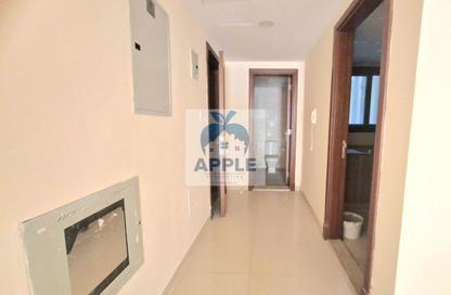 Apartment - 3 Bedrooms - 3 Bathrooms for rent in Muwaileh 29 Building - Muwaileh - Sharjah