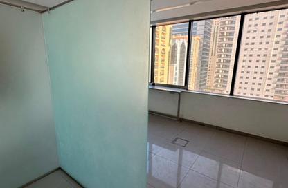 Co-working space - Studio - 1 for rent in Crystal Plaza - Al Majaz 1 - Al Majaz - Sharjah