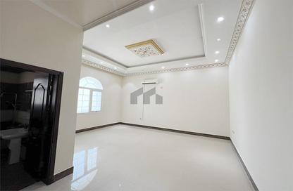 Villa - 5 - 6 for rent in Shakhbout City - Abu Dhabi