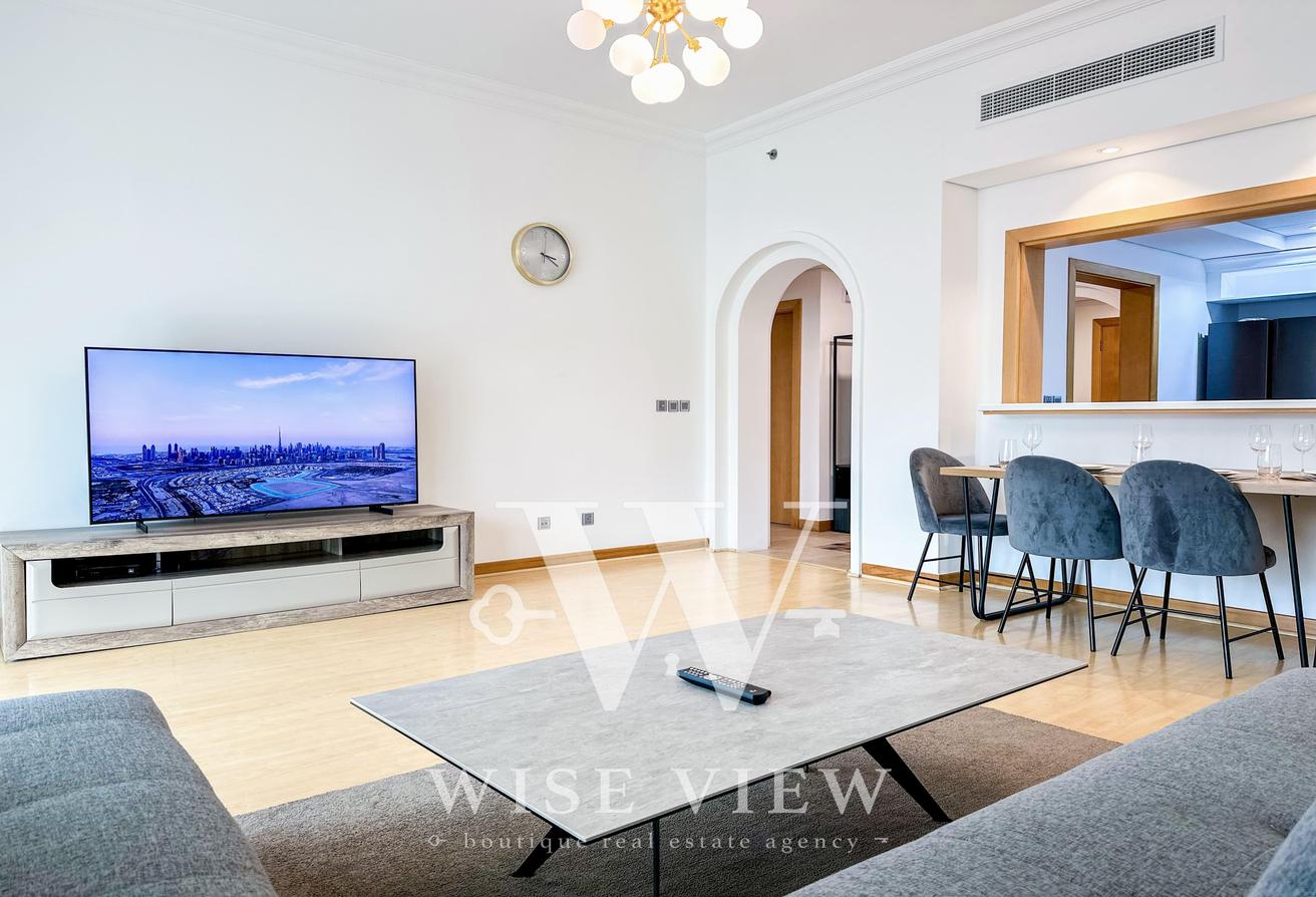Palm Jumeirah Living | 2BR+Maid | Balcony photo 6