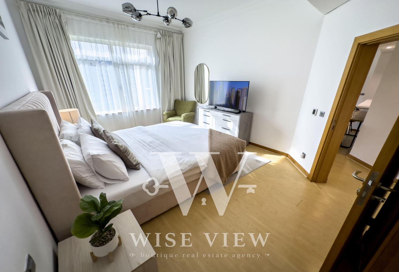 Palm Jumeirah Living | 2BR+Maid | Balcony photo 14