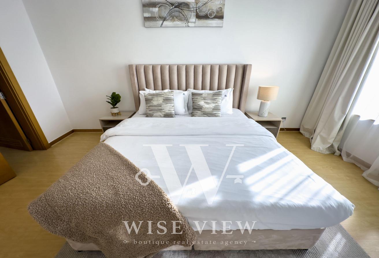 Palm Jumeirah Living | 2BR+Maid | Balcony photo 17