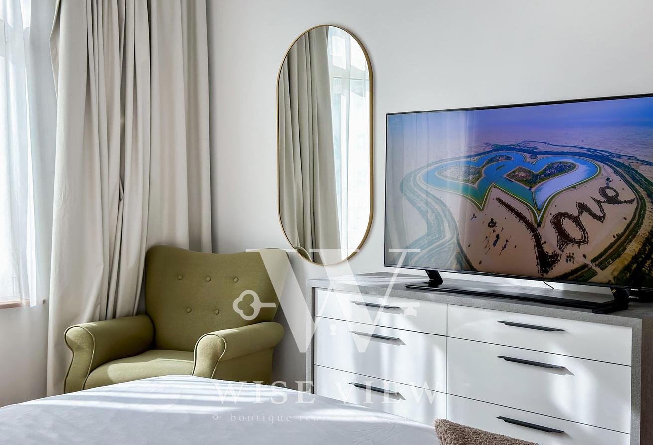 Palm Jumeirah Living | 2BR+Maid | Balcony photo 19