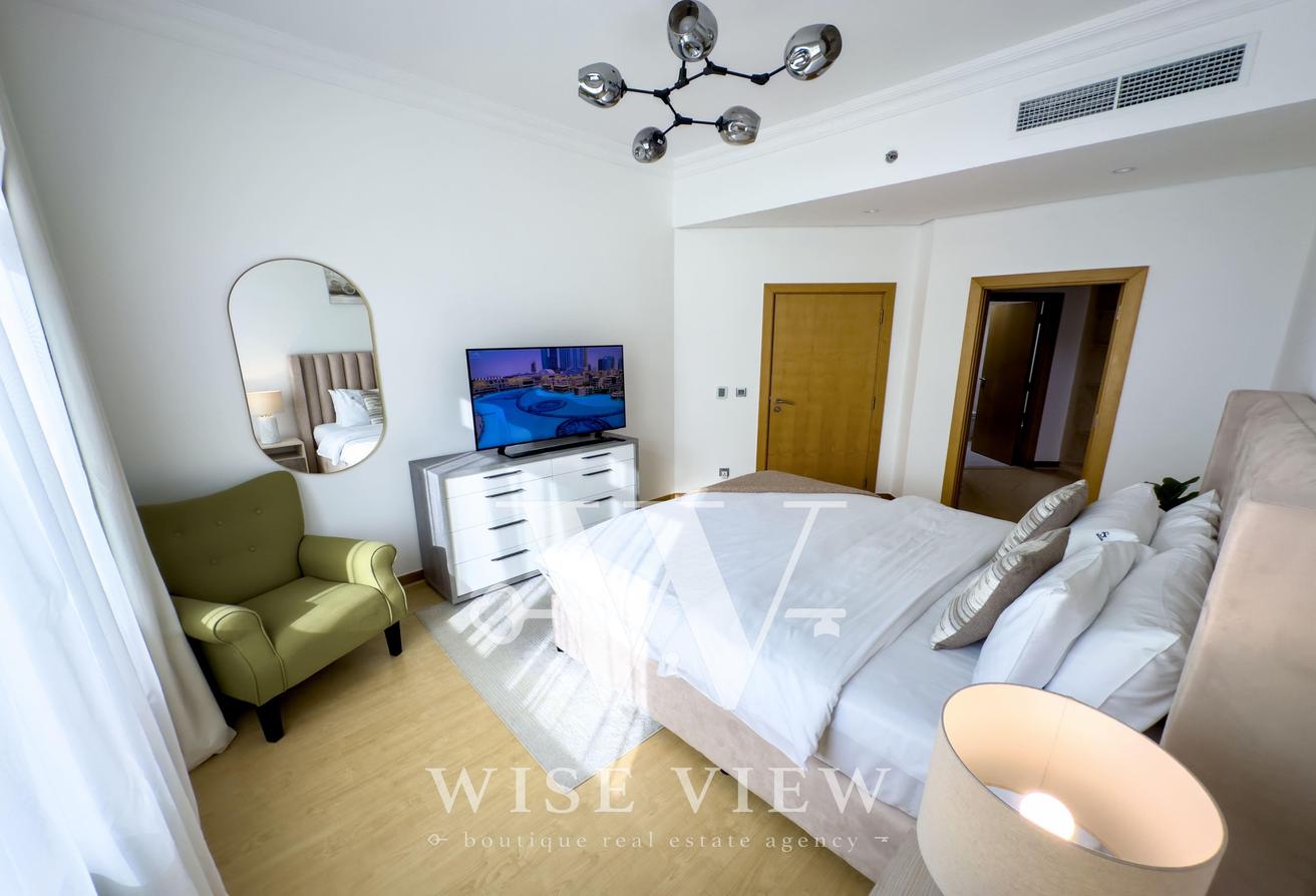 Palm Jumeirah Living | 2BR+Maid | Balcony photo 18