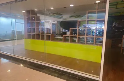 Retail - Studio - 1 Bathroom for rent in Al Hanaa Centre - Al Jafiliya - Dubai