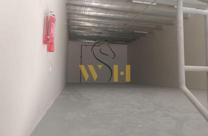 Warehouse - Studio - 1 Bathroom for rent in Ajman Industrial 1 - Ajman Industrial Area - Ajman