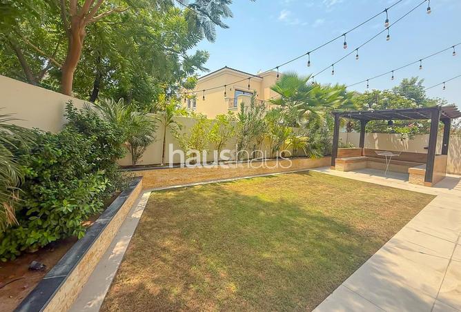 114610251 - Property Image 2