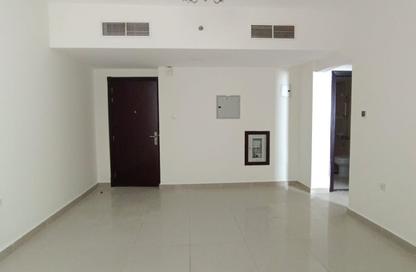 Apartment - 1 - 2 for rent in Al Butina B - Al Butina - Sharjah Apartment - 1 - 2 for rent in Al Butina B - Al Butina - Sharjah