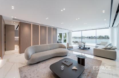 Villa - 5 Bedrooms - 6 Bathrooms for sale in Garden Homes Frond C - Garden Homes - Palm Jumeirah - Dubai