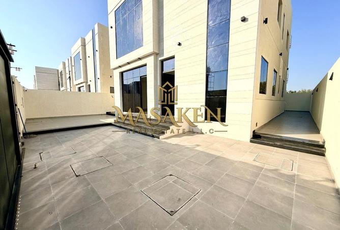 106856608 - Property Image 2