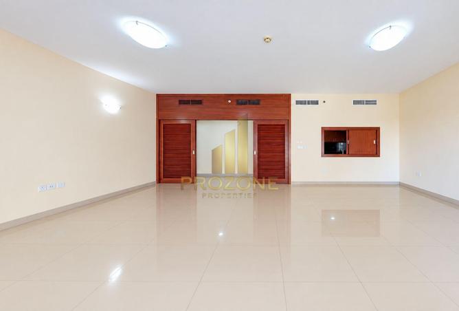 141913456 - Property Image 3